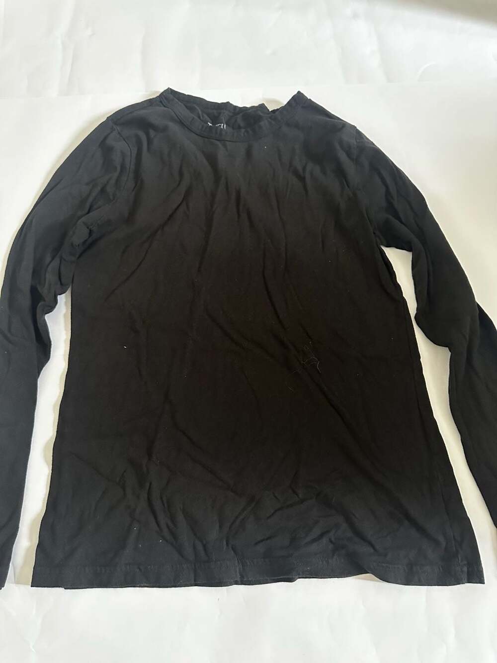 Time and Tru Black Long Sleeve Crew Neck T-Shirt Size M (8-10)